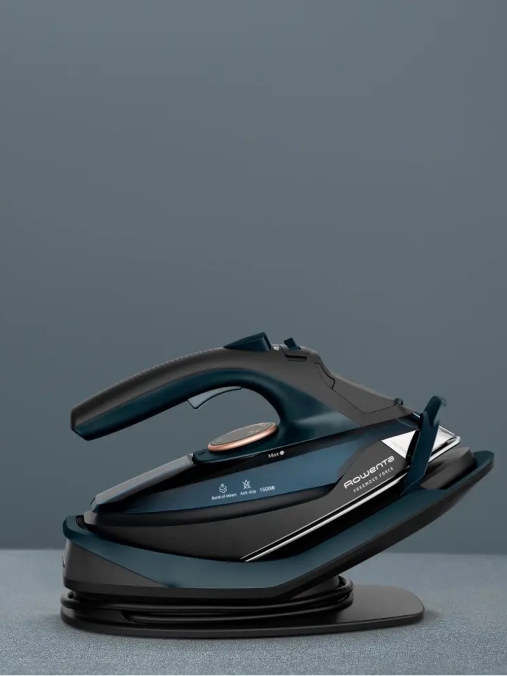NEW Rowenta Freemove Force Cordless Steam Iron